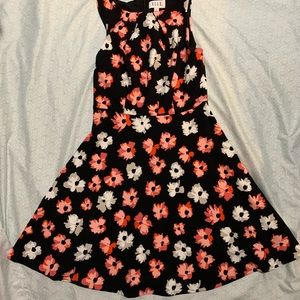 Womens Elle Black Daisy Floral Dress
